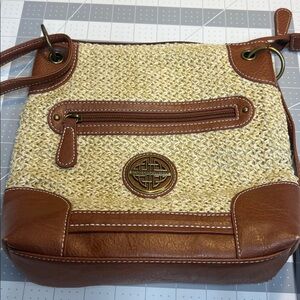 Stone Mountain Accessories Woven Tan and Brown Bag
